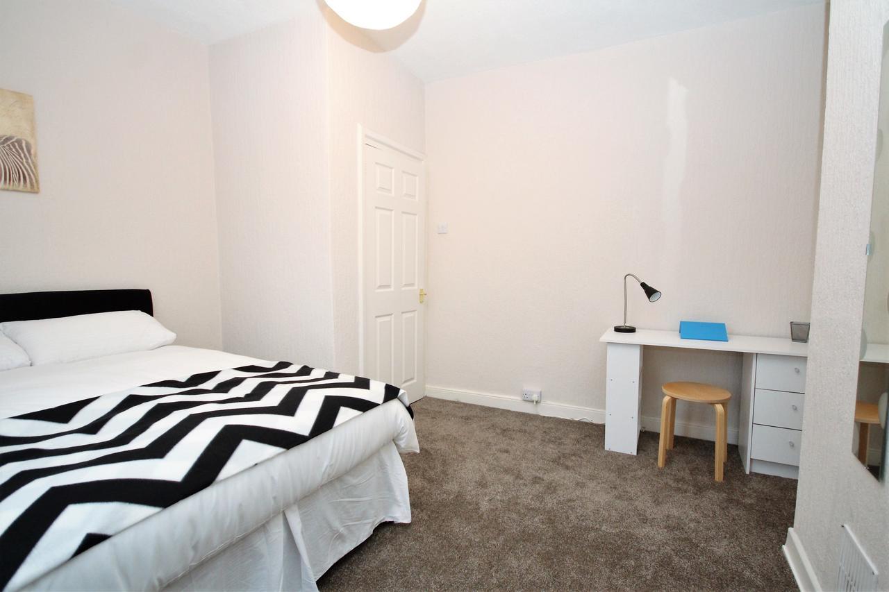 Maritime Apartments Barrow-in-Furness Buitenkant foto